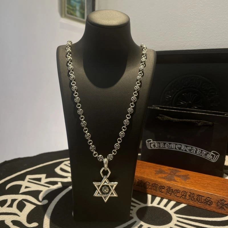 Bold Chrome Hearts Necklaces 241178
