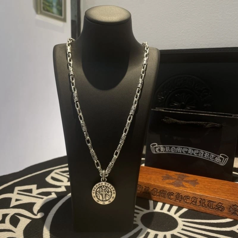 Stretchable Chrome Hearts Necklaces 241154