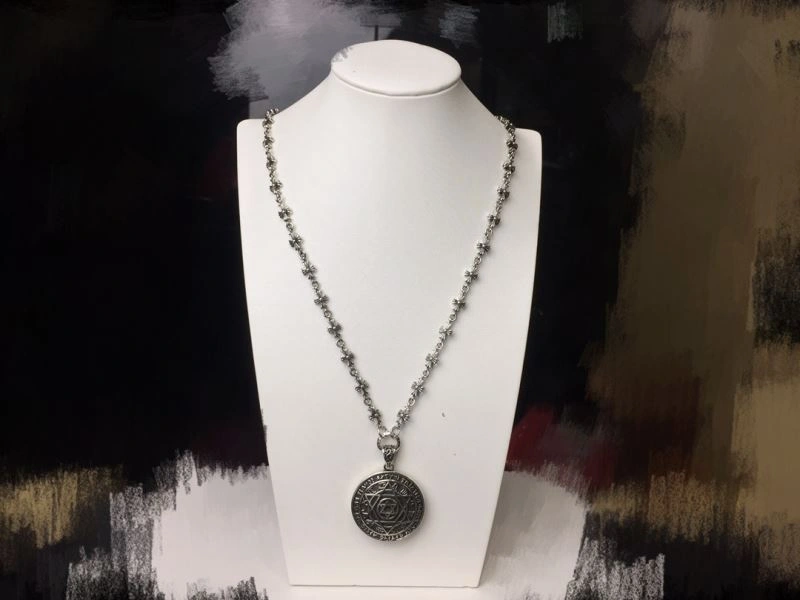 Seasonal Chrome Hearts Necklaces 241151