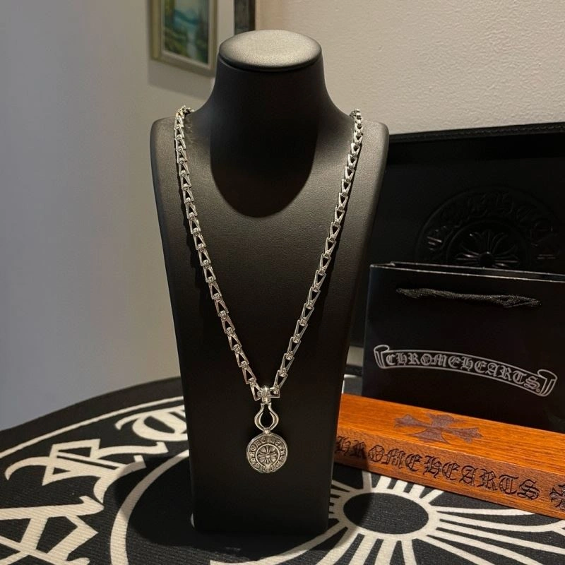 Snug Chrome Hearts Necklaces 241142