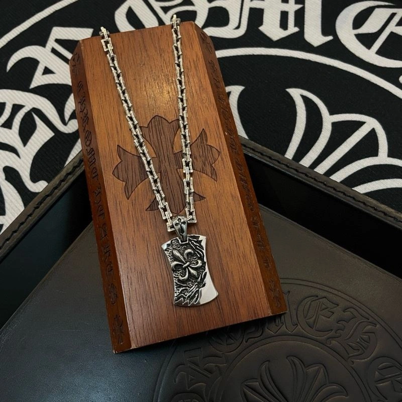 DailyWear Chrome Hearts Necklaces 241130