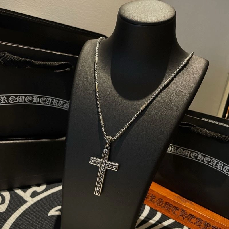 Fashionable Chrome Hearts Necklaces 241123