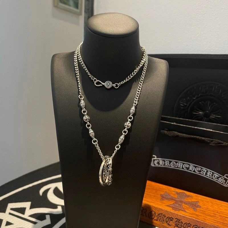 Sophisticated Chrome Hearts Necklaces 241126