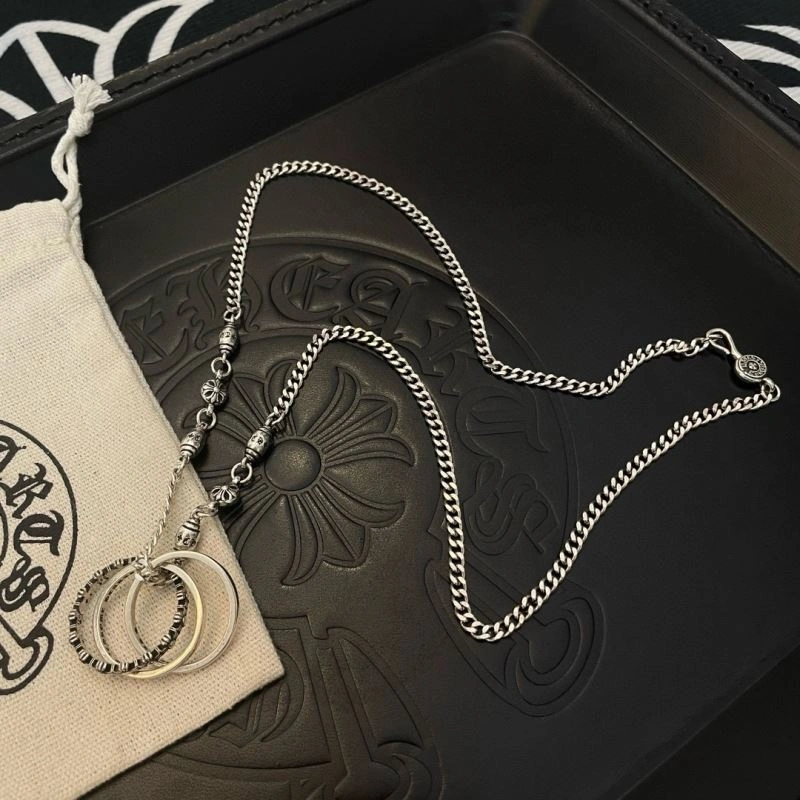 Sophisticated Chrome Hearts Necklaces 241126