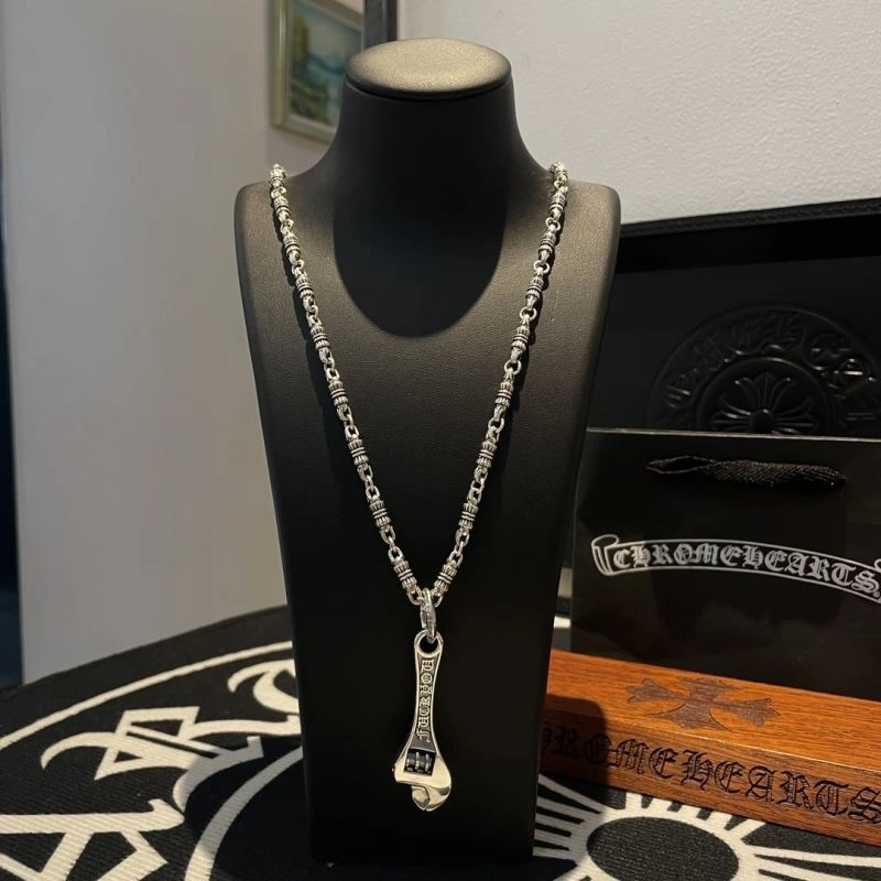 Compact Chrome Hearts Necklaces 241112
