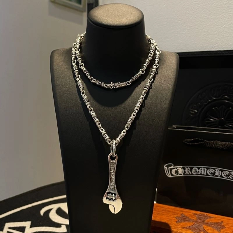 Compact Chrome Hearts Necklaces 241112