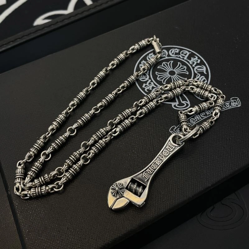 Compact Chrome Hearts Necklaces 241112