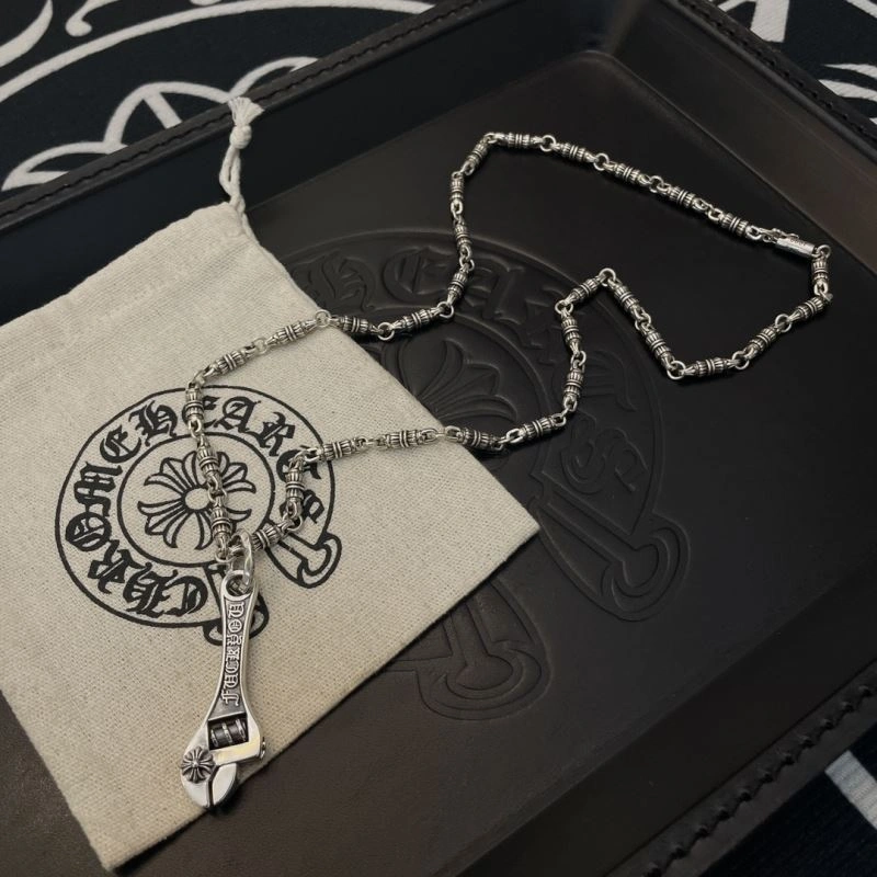 Compact Chrome Hearts Necklaces 241112