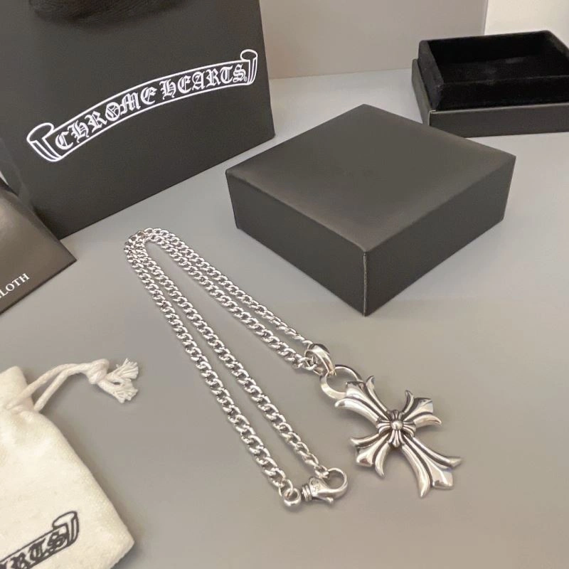 ZipUp Chrome Hearts Necklaces 241073