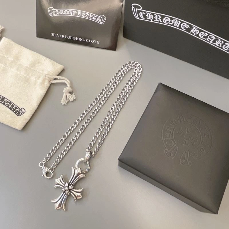 ZipUp Chrome Hearts Necklaces 241073
