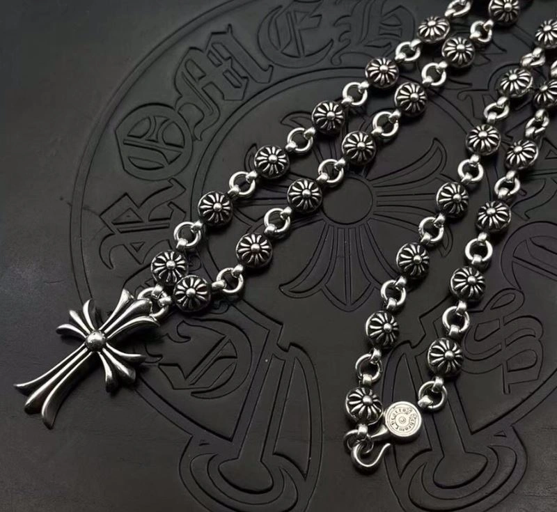 Vibrant Chrome Hearts Necklaces 241072