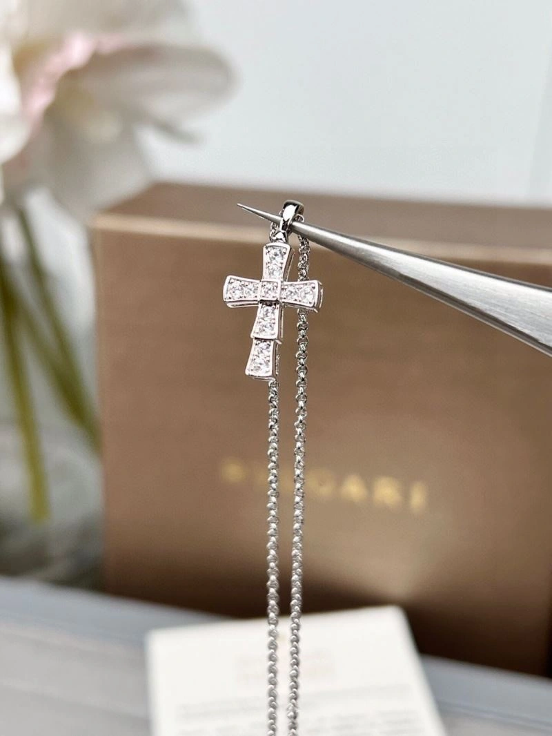 Thermal Chrome Hearts Necklaces 241038