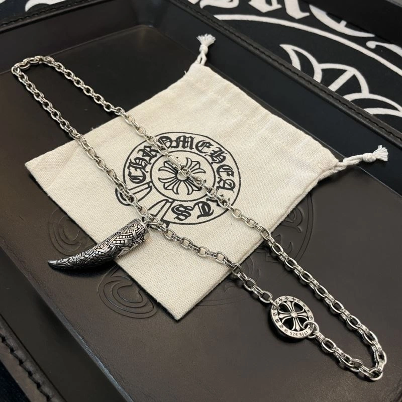 Elegant Chrome Hearts Necklaces 241019