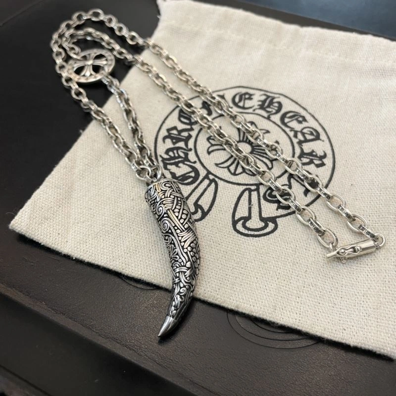 Elegant Chrome Hearts Necklaces 241019