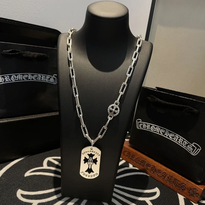 Breathable Chrome Hearts Necklaces 240999