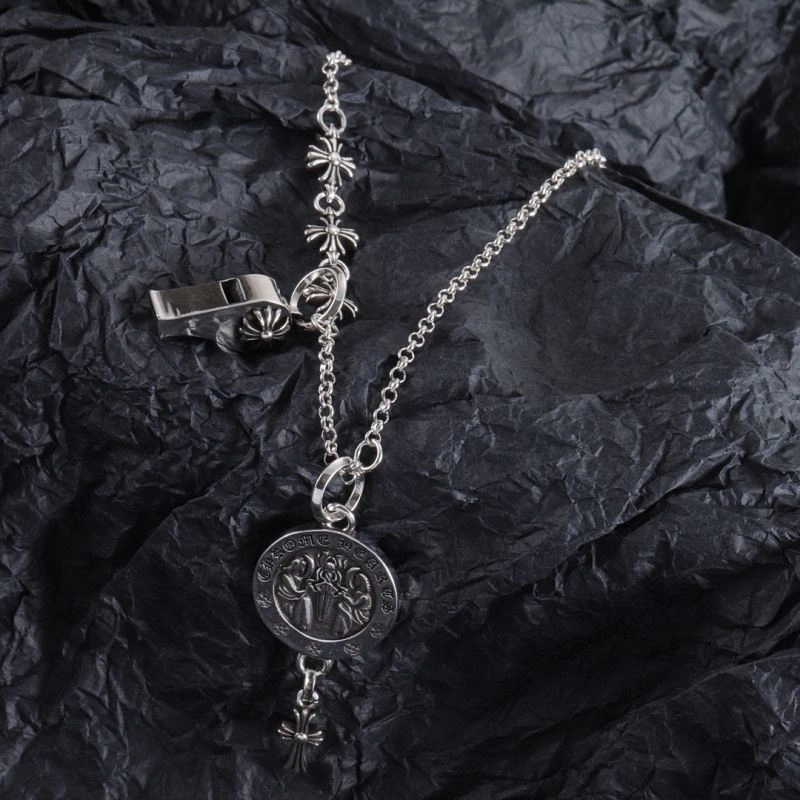 Trendsetting Chrome Hearts Necklaces 241005