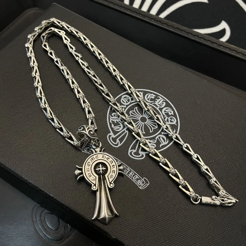Seasonal Chrome Hearts Necklaces 241008