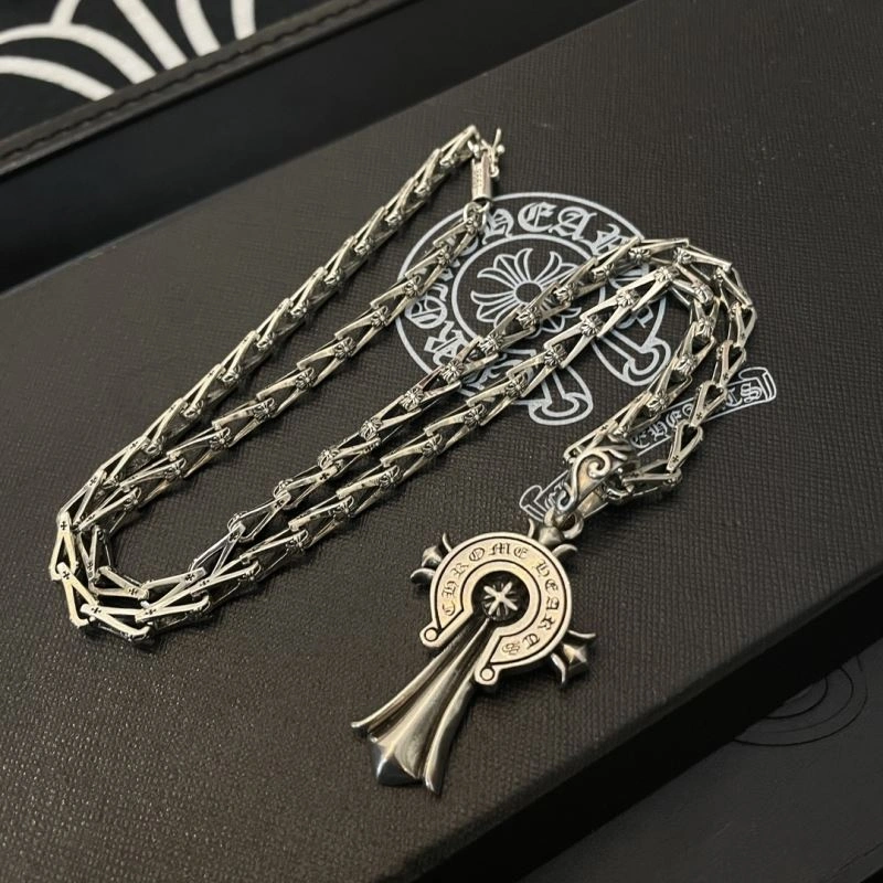 Seasonal Chrome Hearts Necklaces 241008