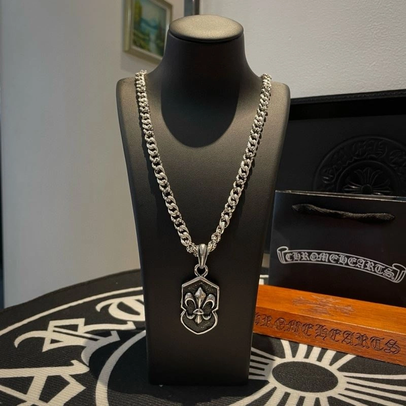 Lightweight Chrome Hearts Necklaces 240983