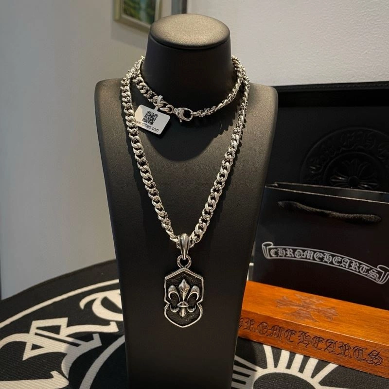 Lightweight Chrome Hearts Necklaces 240983