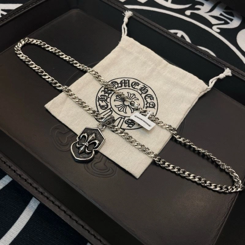 Lightweight Chrome Hearts Necklaces 240983