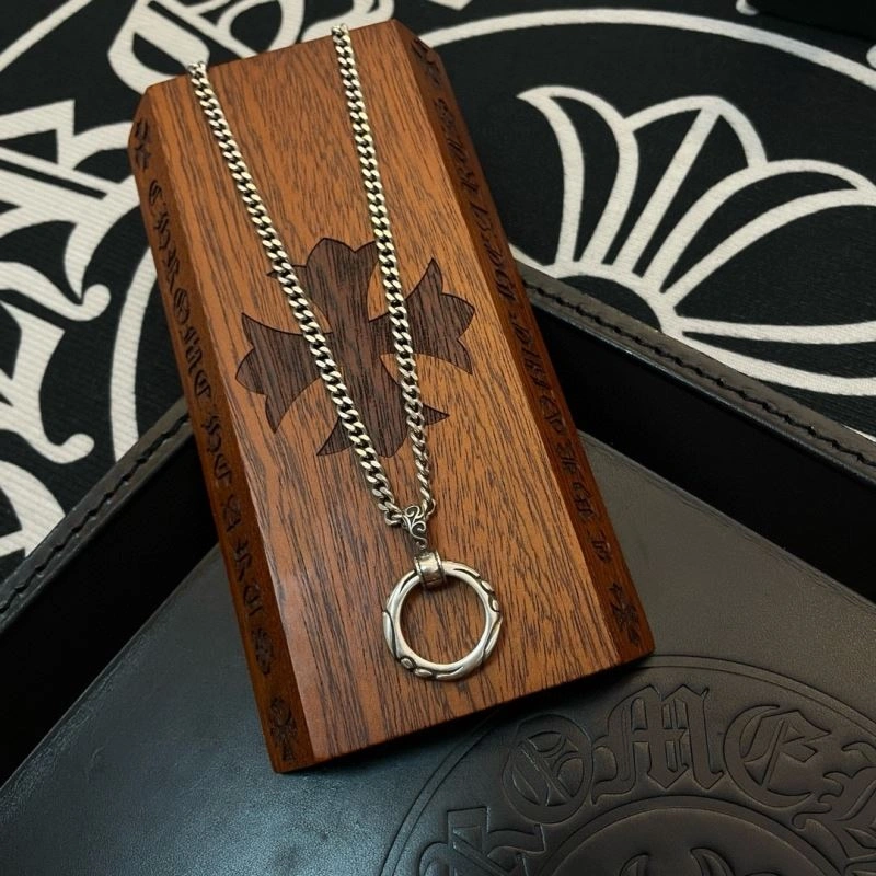 Trendsetting Chrome Hearts Necklaces 241024