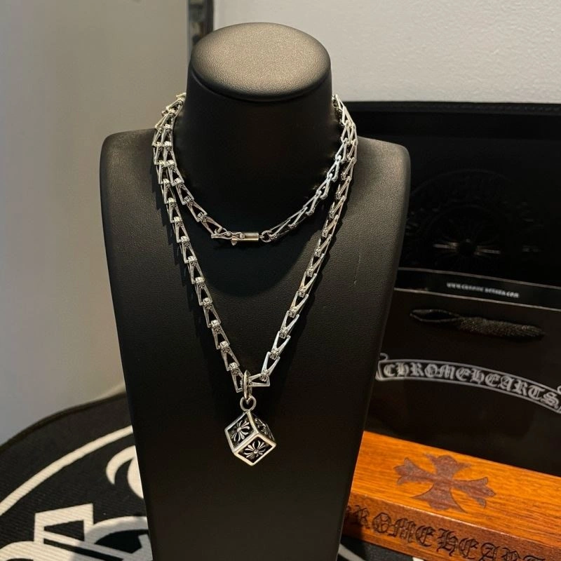Stretchable Chrome Hearts Necklaces 240976