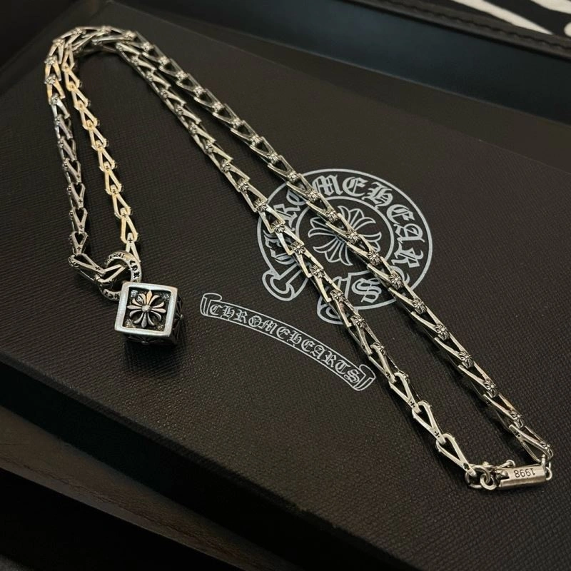 Stretchable Chrome Hearts Necklaces 240976