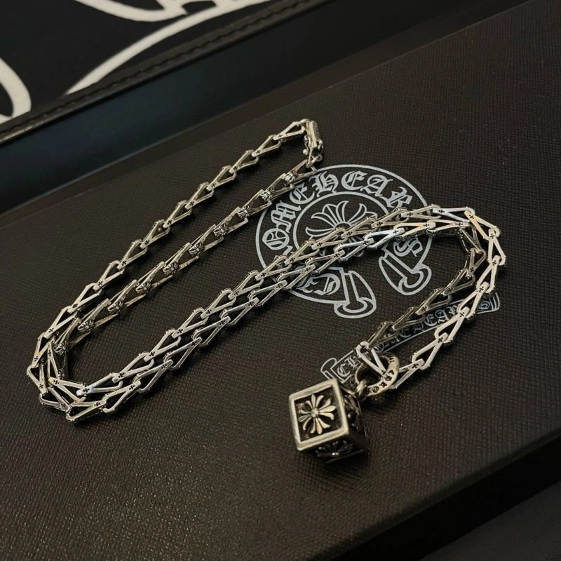 Stretchable Chrome Hearts Necklaces 240976