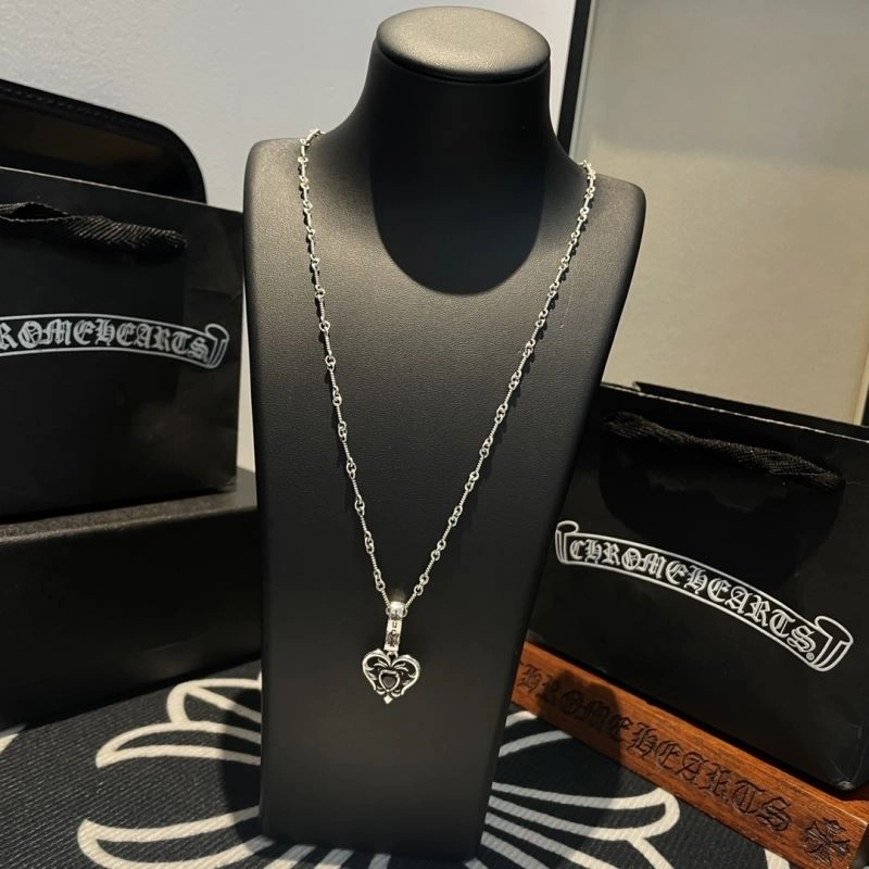 Sleek Chrome Hearts Necklaces 240971