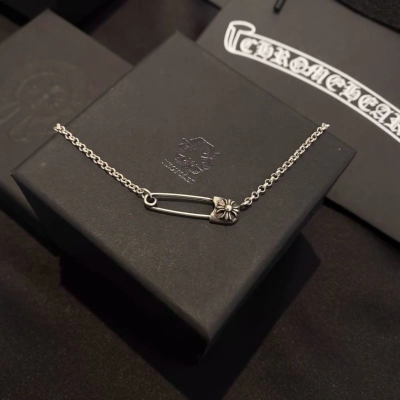 Modern Chrome Hearts Necklaces 240960