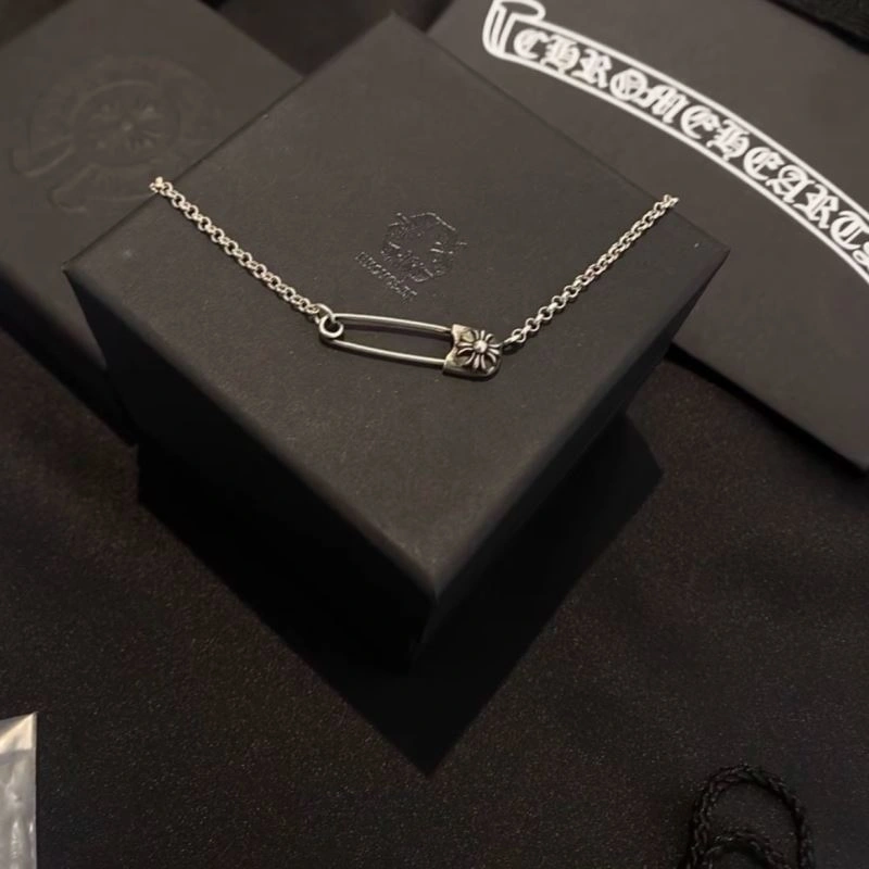 Modern Chrome Hearts Necklaces 240960
