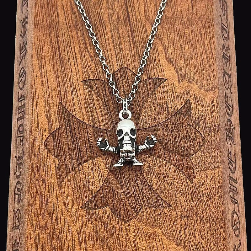 Thermal Chrome Hearts Necklaces 240954
