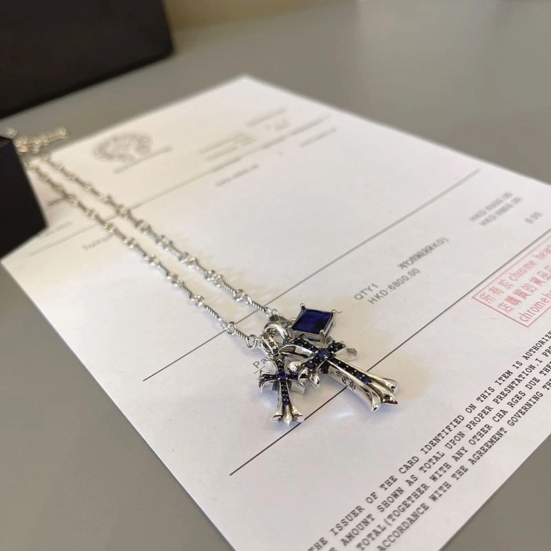 Vibrant Chrome Hearts Necklaces 240699