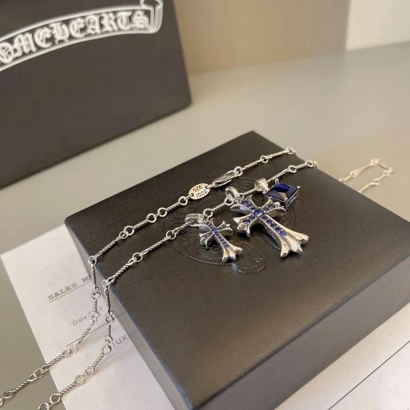 Vibrant Chrome Hearts Necklaces 240699
