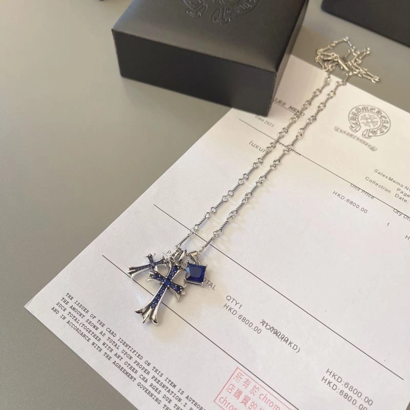 Vibrant Chrome Hearts Necklaces 240699