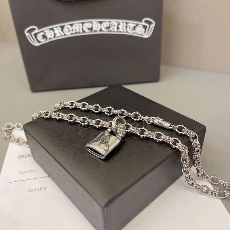 Classic Chrome Hearts Necklaces 240666