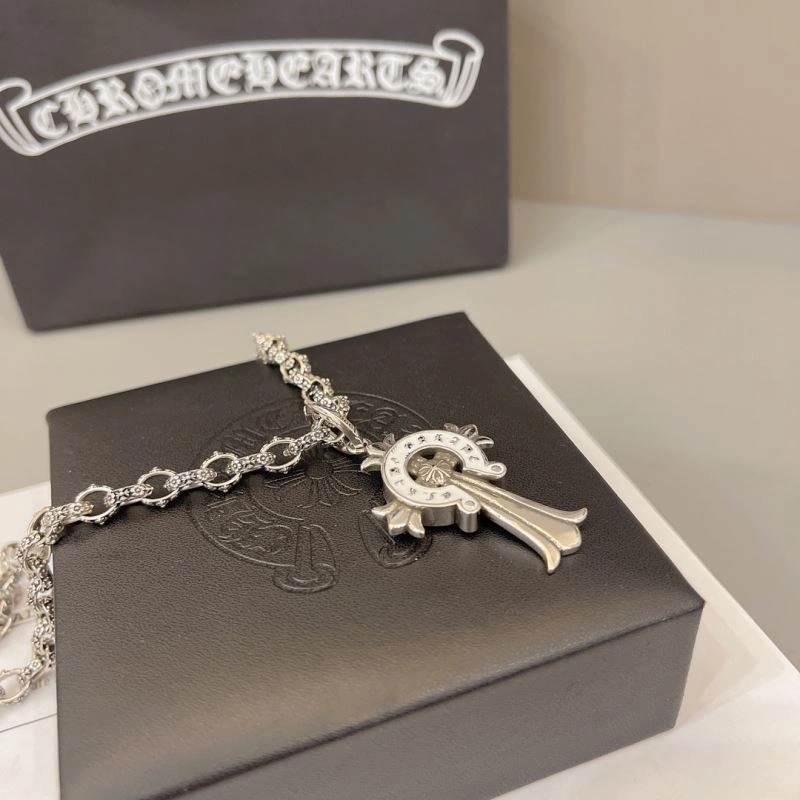 Stylish Chrome Hearts Necklaces 240659