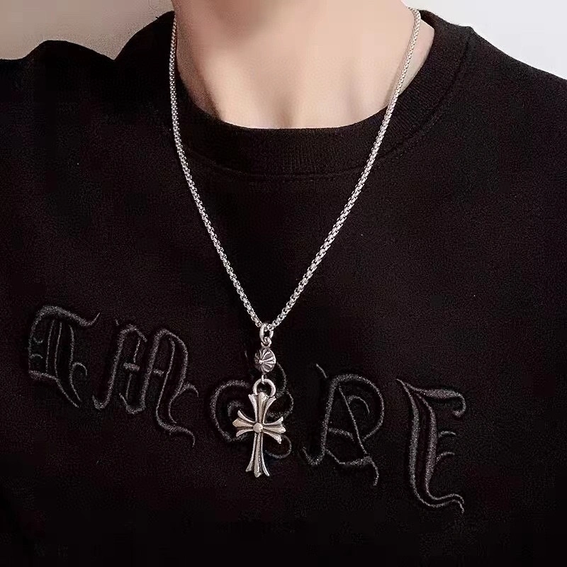 Seasonal Chrome Hearts Necklaces 240656