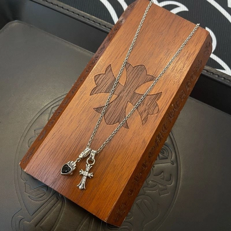 Unisex Chrome Hearts Necklaces 240655