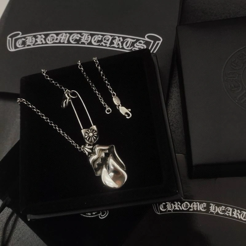 Stylish Chrome Hearts Necklaces 240650