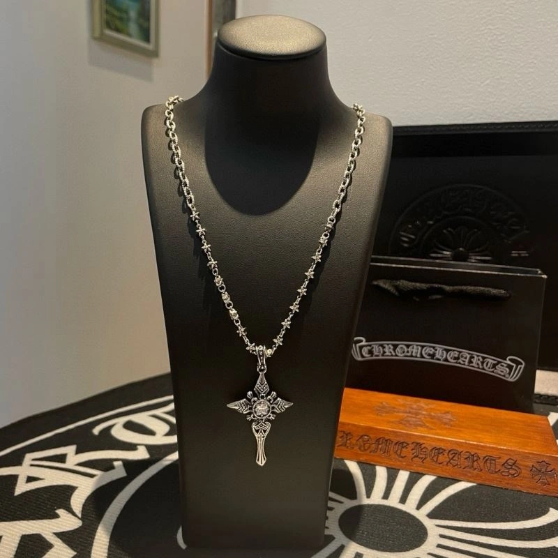 Packable Chrome Hearts Necklaces 240653