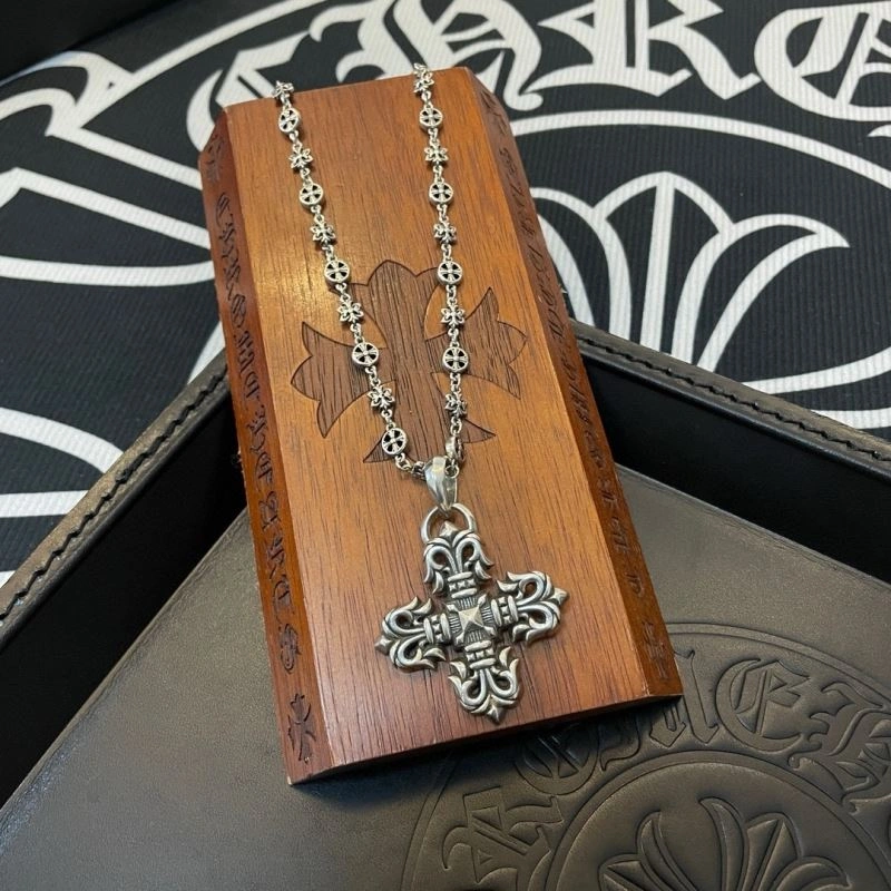WaterResistant Chrome Hearts Necklaces 240614