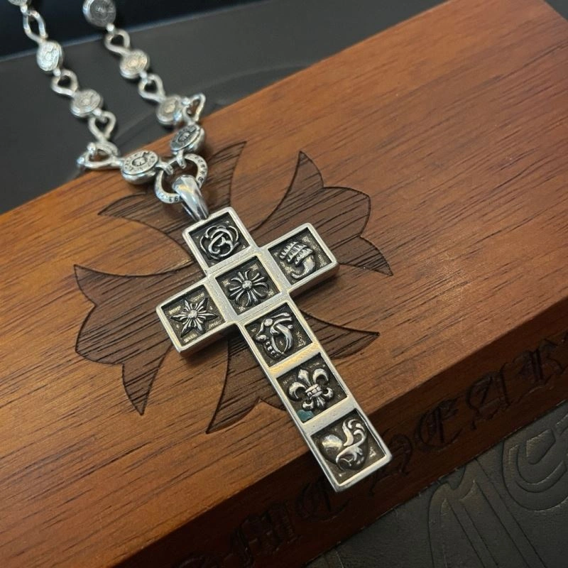 Lightweight Chrome Hearts Necklaces 240616