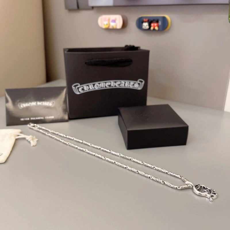 Fashionable Chrome Hearts Necklaces 240604