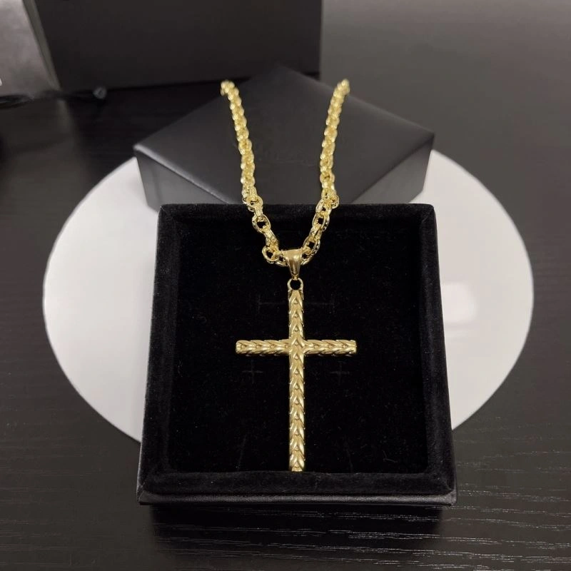 Effortless Chrome Hearts Necklaces 240594