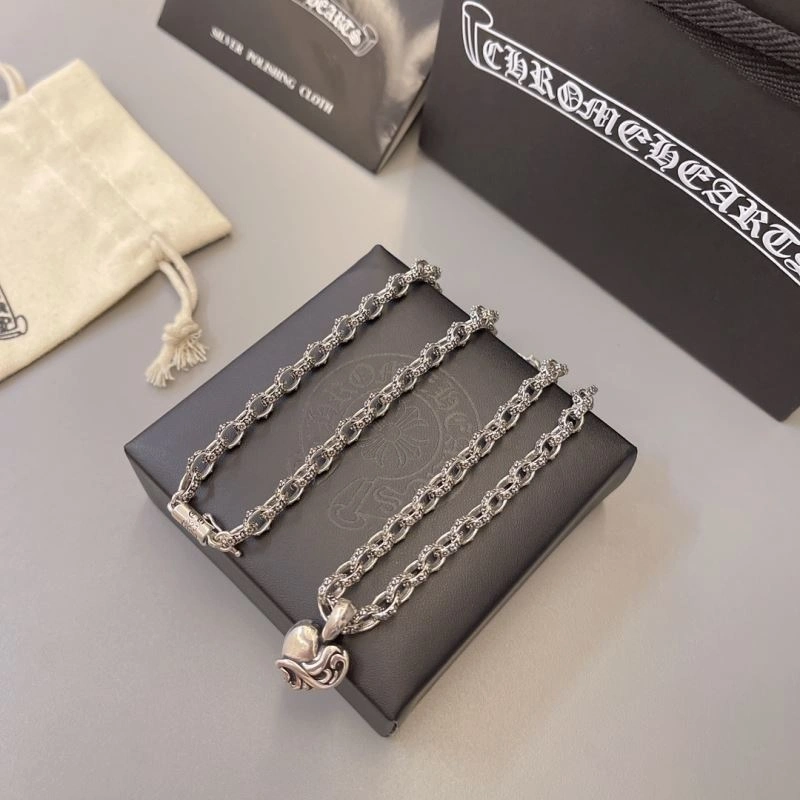 Resilient Chrome Hearts Necklaces 240582