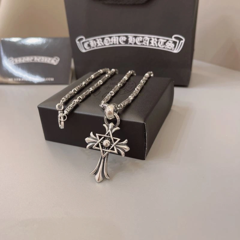Bright Chrome Hearts Necklaces 240588