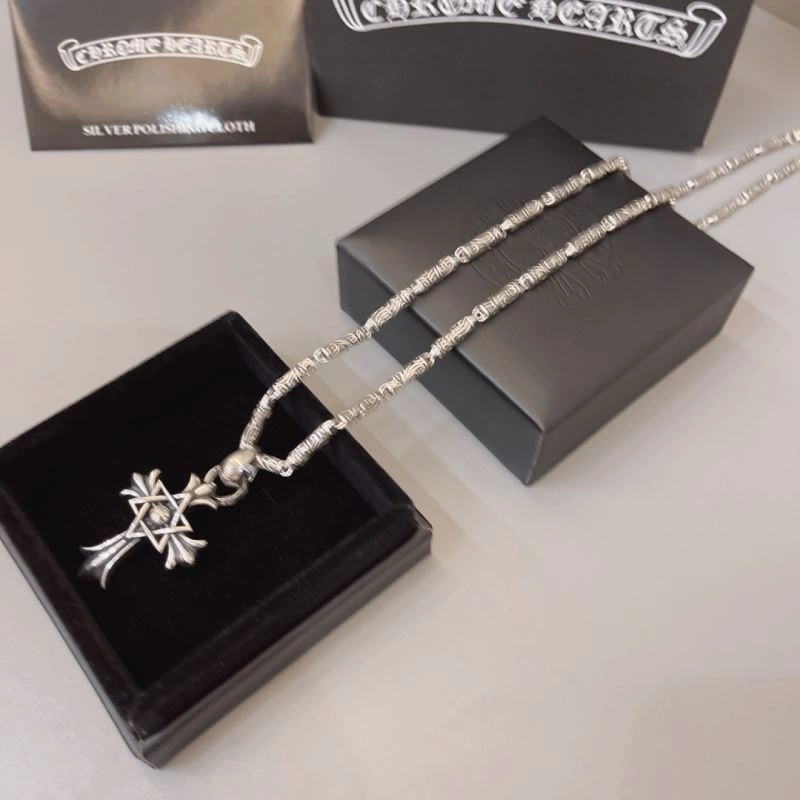 Bright Chrome Hearts Necklaces 240588