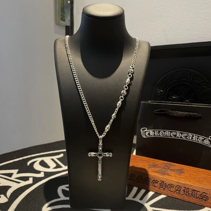 Flexible Chrome Hearts Necklaces 240571